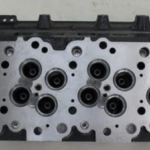 Culata de cilindros para motor Isuzu 4HK1 XYSA02 # 8981706171