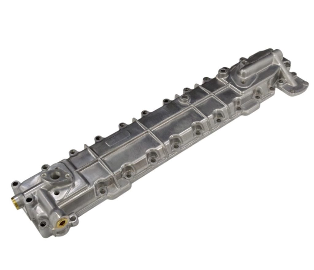 Tapa Enfriador de aceite Motor 6BG1 # 1112810370